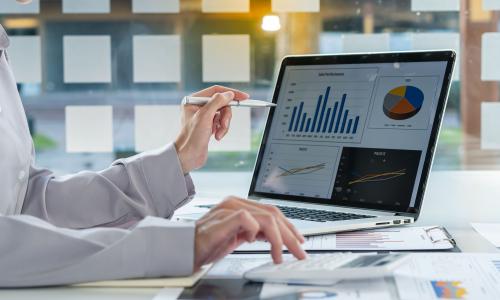 Dashboard on monitor.